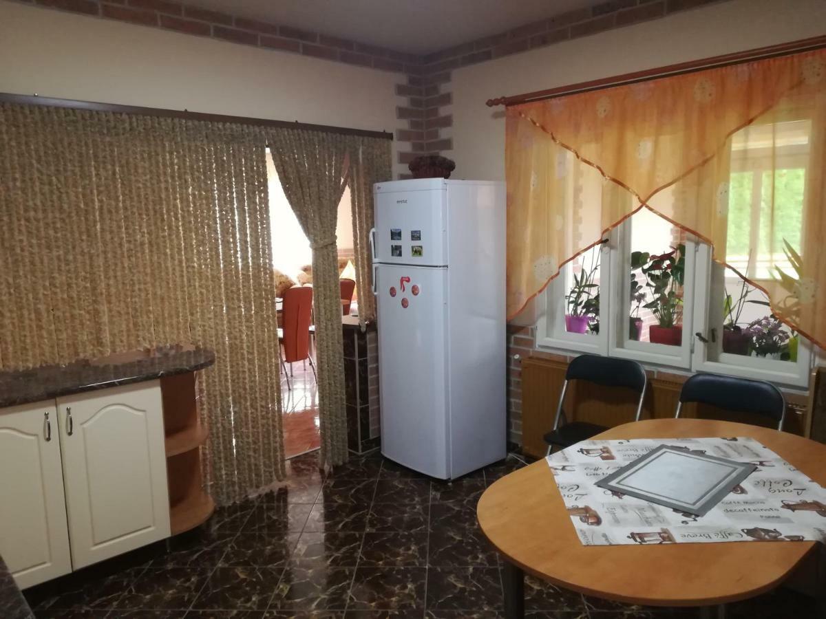Băile Homorod Pensiunea Colt Alb מראה חיצוני תמונה