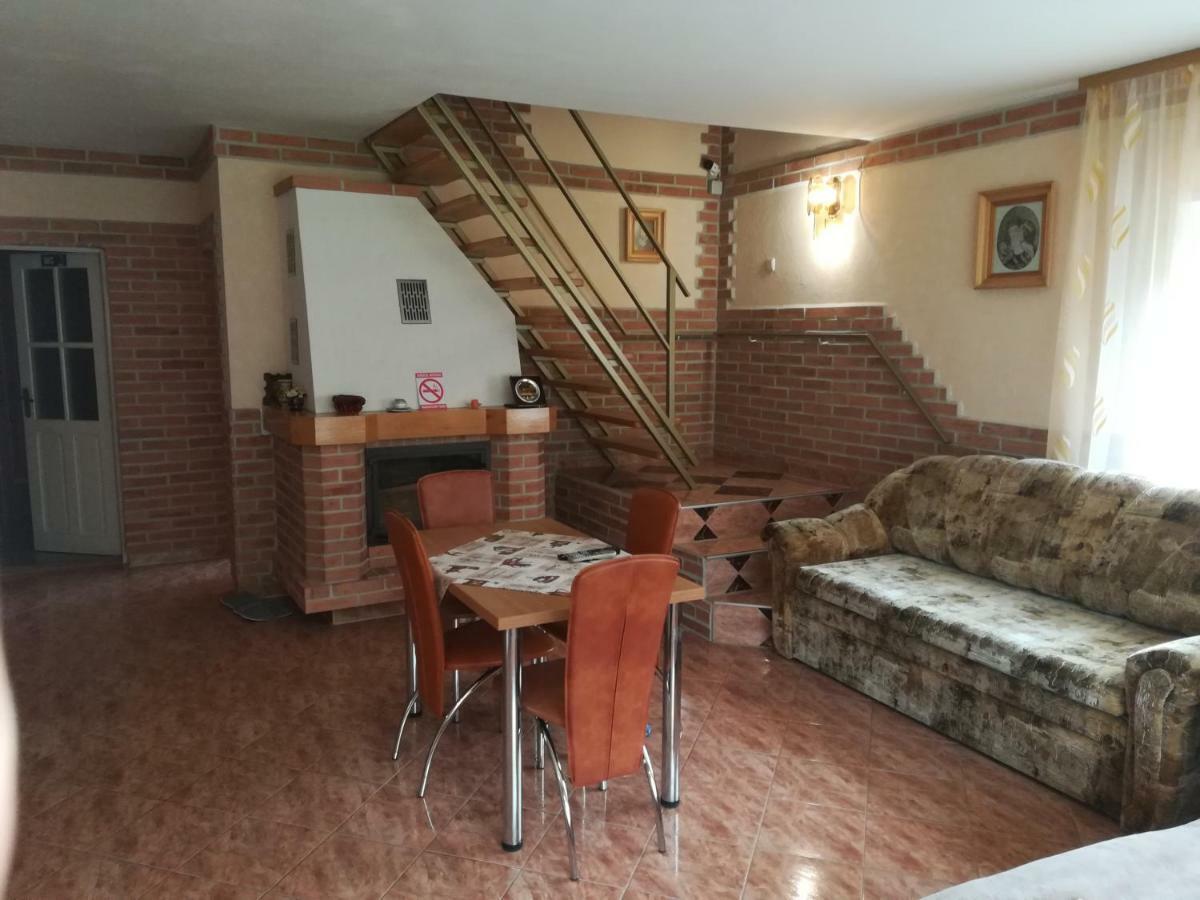 Băile Homorod Pensiunea Colt Alb מראה חיצוני תמונה