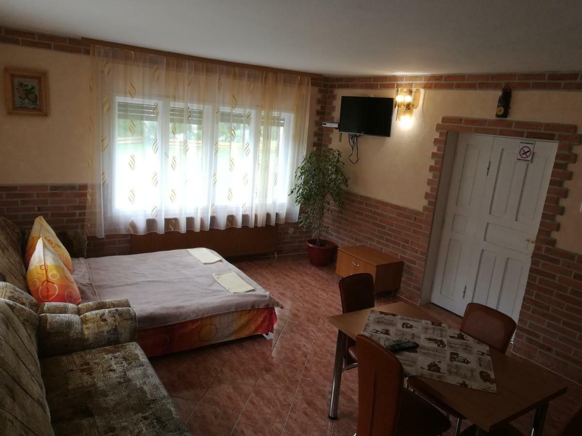 Băile Homorod Pensiunea Colt Alb מראה חיצוני תמונה